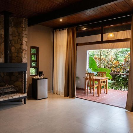 The Golden Frog Inn El Valle de Anton Экстерьер фото