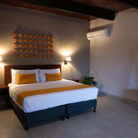 The Golden Frog Inn El Valle de Anton Экстерьер фото