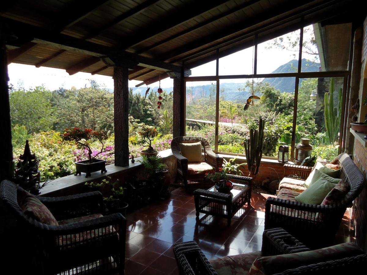 The Golden Frog Inn El Valle de Anton Экстерьер фото