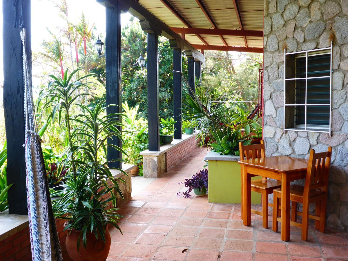 The Golden Frog Inn El Valle de Anton Экстерьер фото